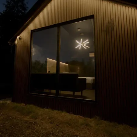 Emrose Luxury Cabins-2