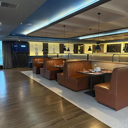 Sangam Hotel By Sameeksha Hospitality-3