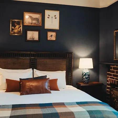 Dunedin House- Boutique Hotel-3