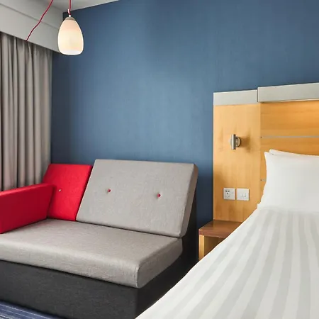 Holiday Inn Express London Limehouse By Ihg-2