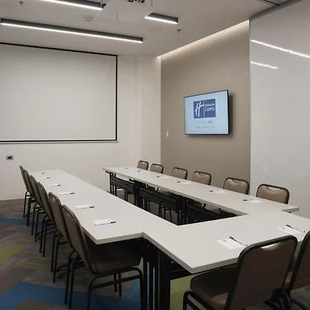 Holiday Inn Express Bogotá - Parque La 93, an IHG Hotel-3