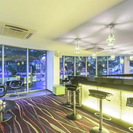 Nh Collection Royal Smartsuites-2