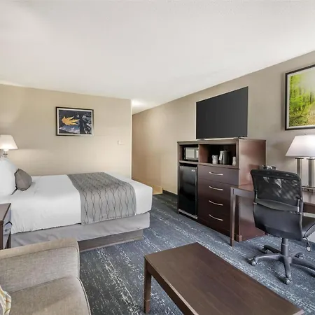 Best Western Plus Keene Hotel-3