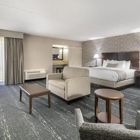 Best Western Plus Keene Hotel-2