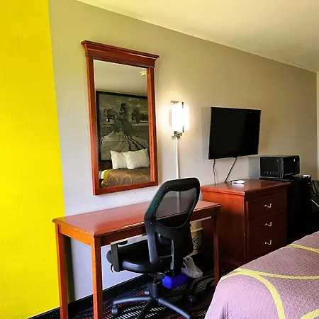 Super 8 By Wyndham Vincennes-2