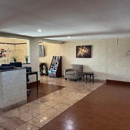 Quality Inn & Suites Middletown - Franklin-2