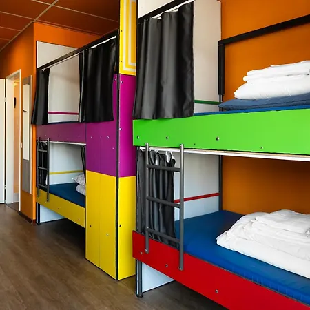 Amsterdam Teleport Hotel-2