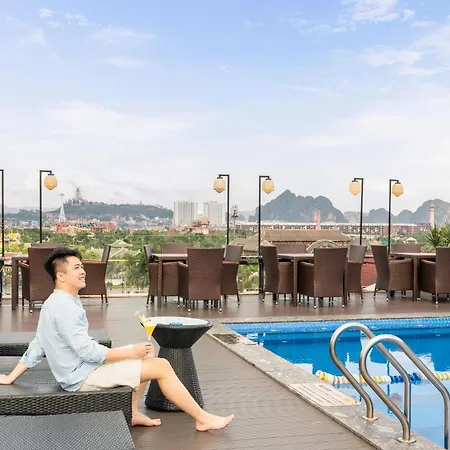 Grand Fleuve Boutique-3