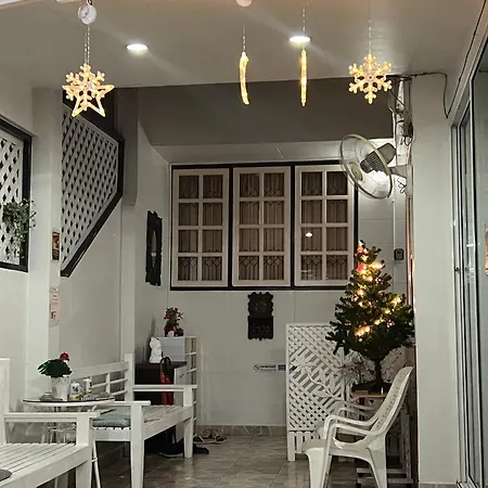 Ree Guesthouse-2