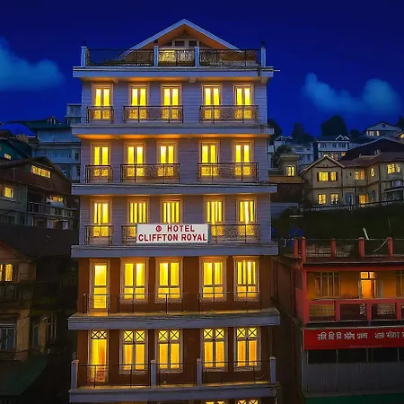 Hotel Cliffton Royals-3