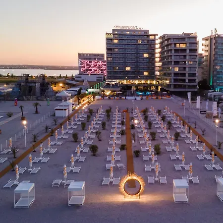Crowne Plaza Constanta - Mamaia Beach By Ihg-3