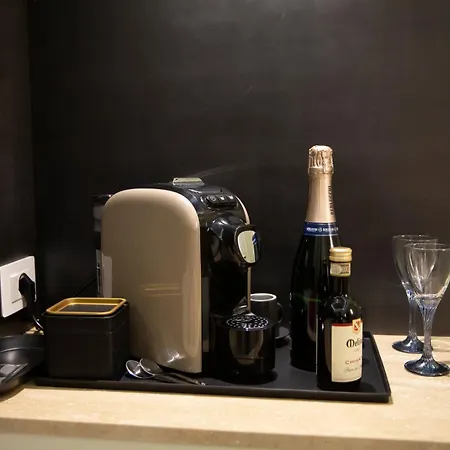 Unicum Trastevere Suites-2