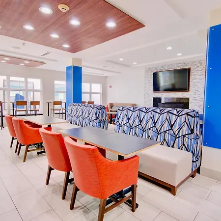 Holiday Inn Express Hotel & Suites Chester By Ihg-2