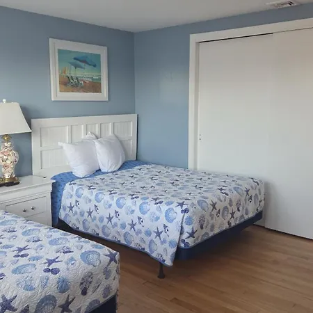 Pelican Point Motel-2