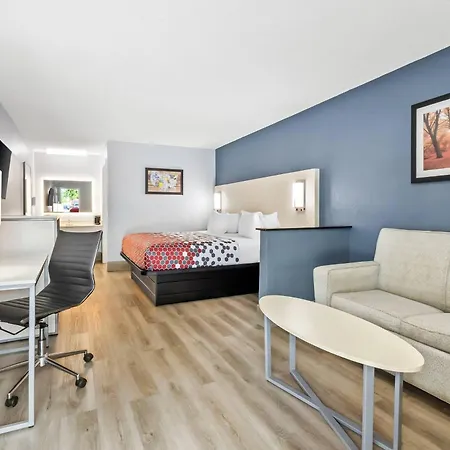 Econo Lodge Inn & Suites Cayce I-26 Airport-3