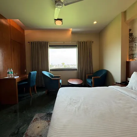 Brijwasi Lands Inn-3