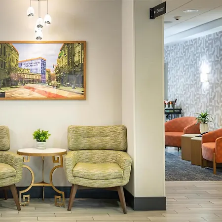 Hampton Inn And Suites La Crosse Downtown-2