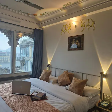 Hotel Mewar Haveli - At Lake Pichola-3