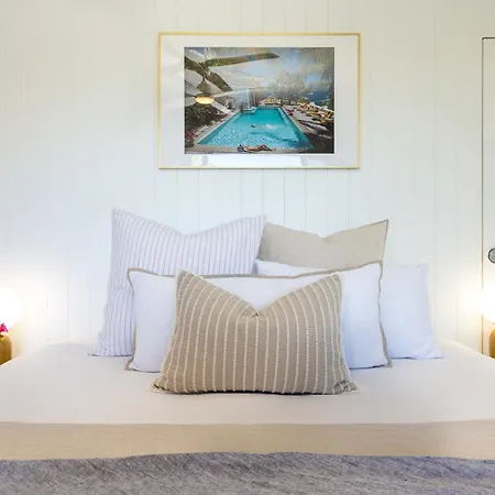 Casuarina Cove Apartments-3