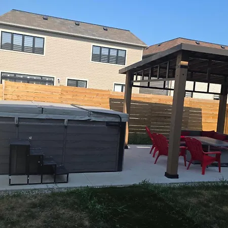 Paradise Villa Bowmanville-2