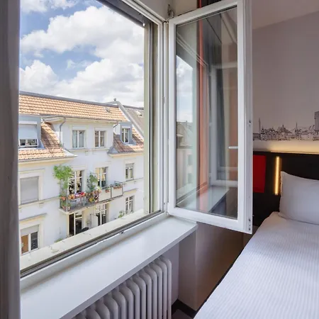 Easyhotel Zuerich City Main Station-2