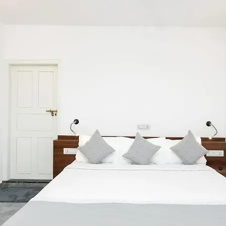 Royal Mist Villa- Homestay-2