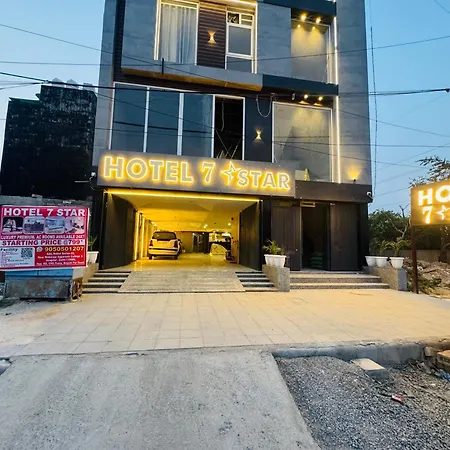 Hotel 7 Star Rohini Sector 22-3
