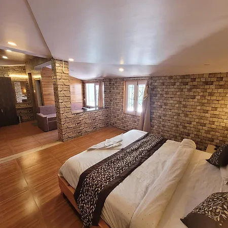 Sweet Homes-2