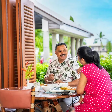 Tanoa Waterfront Hotel-2