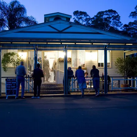 Pleasurelea Tourist Resort & Caravan Park-3