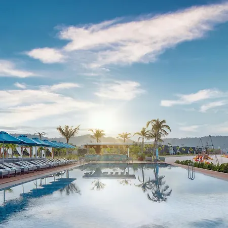 Summer Bay Beach Club & Cabins-3