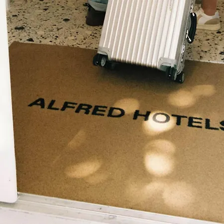 Alfred Hotels Les Halles-3