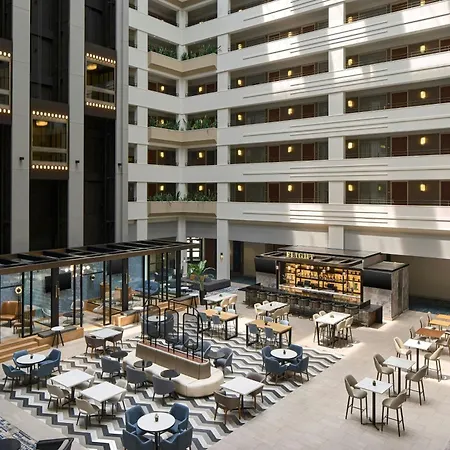 Sheraton Suites Chicago O'Hare-3