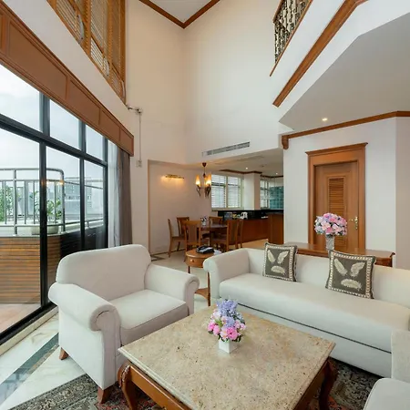 Grand Diamond Suites Hotel-3
