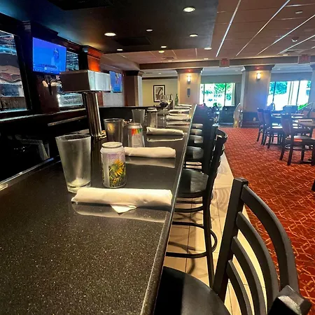Crowne Plaza Newark Airport By Ihg-3