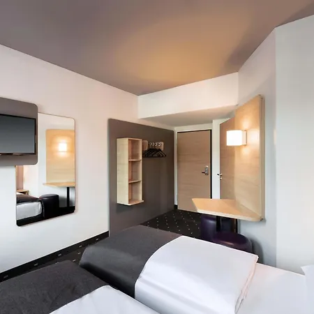 B&B Hotel Duesseldorf-Mitte-2