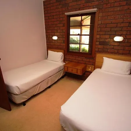 Grange Burn Motel-2