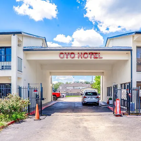 Oyo Hotel Houston N Fm-1960 Champions Tx-3