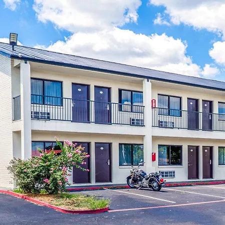 Oyo Hotel Houston N Fm-1960 Champions Tx-2