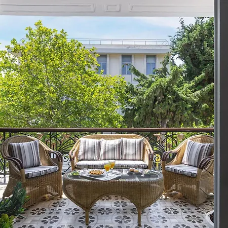 Victoria Mansion A Luxurious Neoclassical Experience-3