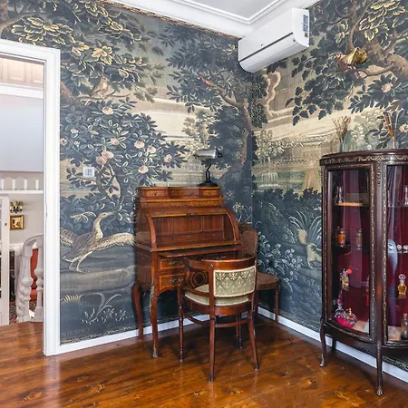 Victoria Mansion A Luxurious Neoclassical Experience-2