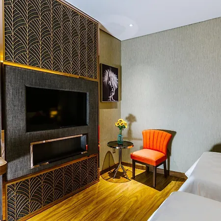Winsuites Saigon Hotel - Complimentary Afternoon Tea & Refreshments-3
