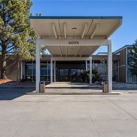 Suburban Studios Canon City-3