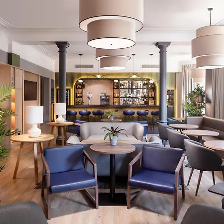 Holiday Inn Farnborough By Ihg-3
