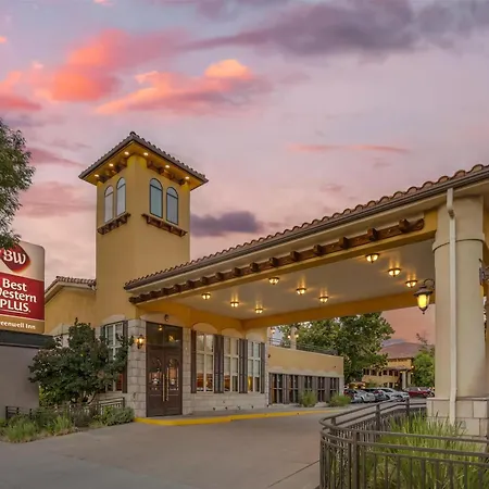 Best Western Plus Greenwell Inn-2