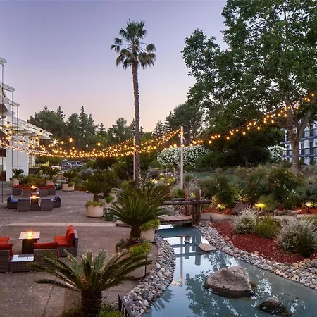 Doubletree By Hilton Sacramento-3