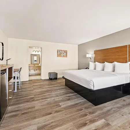 Heritage Inn Express Roseville-3
