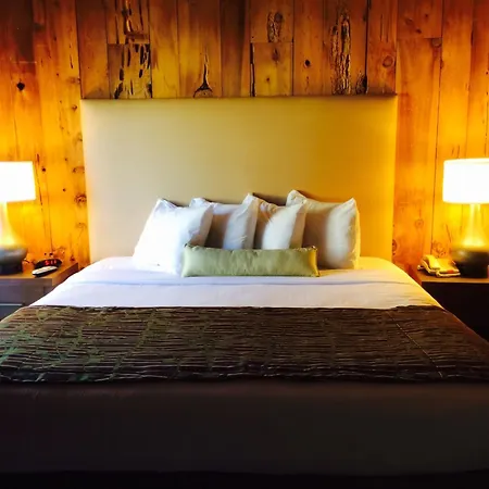 Best Western The Inn & Suites Pacific Grove-3