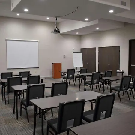 Best Western Plus Pflugerville Inn & Suites-3