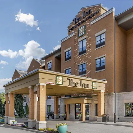 Best Western Plus Franciscan Square Inn & Suites Steubenville-3